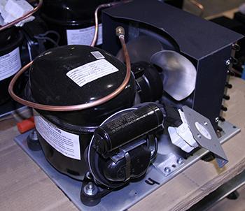 UNIT 1/5 134 AE530AT/AR GDM12 RCU, REVERSING MOTOR & TIMER