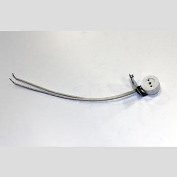 LAMPHOLDER, 543 KULKA MEDIUM BI PIN STATIONARY W/ 9" TIN