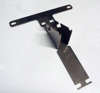 LID HINGE BRKT CNTR, FLAT LID